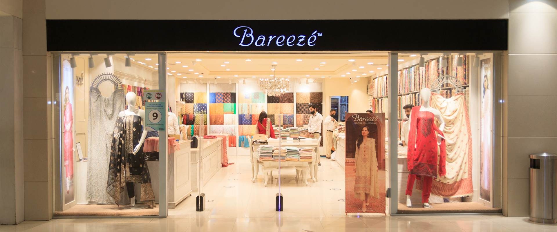 Bareeze Modern Retail Store